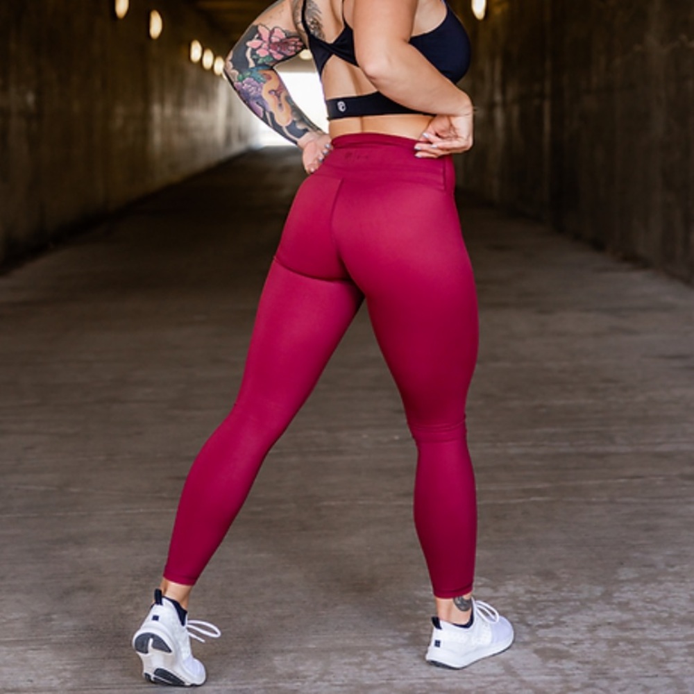NWT Born Primitive X Barbella Box Synergy leggings size M